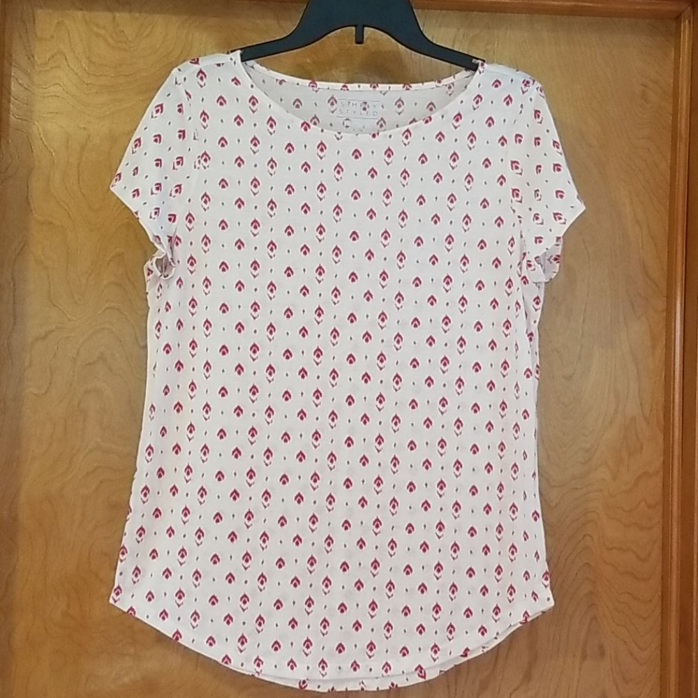 Simply Styled T-shirt